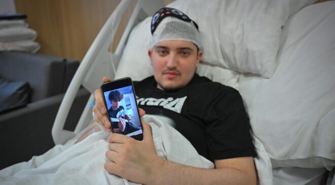 Beyin Tümörünü Yenen Efe Erol Üniversite Hayaline Kavuşuyor: Başarı Hikayesi ve Erken Tanının Önemi