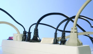 Yurt Dışına Çıkacaklar Dikkat! Elektrik Standartları ve Priz Farklılıkları