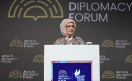 Emine Erdoğan’dan ‘Filistin İçin Tek Yürek’ Vurgusu: Antalya Diplomasi Forumu’nda Dayanışma Mesajı