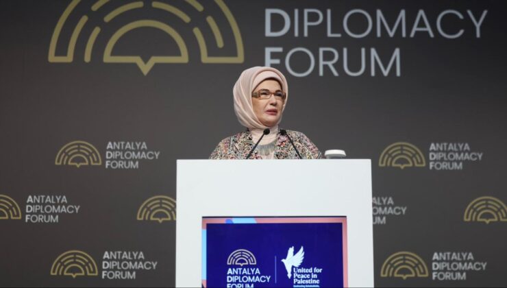 Emine Erdoğan’dan ‘Filistin İçin Tek Yürek’ Vurgusu: Antalya Diplomasi Forumu’nda Dayanışma Mesajı