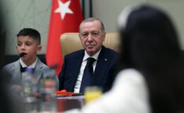 Cumhurbaşkanı Erdoğan’dan 23 Nisan Mesajı: Milli Egemenlik ve Çocuk Bayramı Kutlaması ve Güncel Gelişmelere Değinme