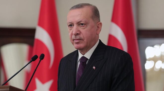Cumhurbaşkanı Erdoğan’dan Turgut Özal’ı Anma: ‘Türkiye’ye Hizmetleriyle İz Bırakan Lider’
