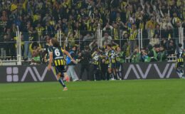 Fenerbahçe Kadıköy’de Coştu: Galibiyetle Taçlanan Maçta Gol Şov!