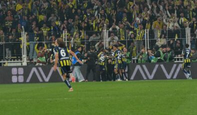 Fenerbahçe Kadıköy’de Coştu: Galibiyetle Taçlanan Maçta Gol Şov!