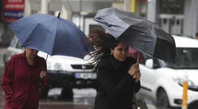 Meteoroloji’den 19 İle Turuncu ve Sarı Kodlu Uyarı: Kuvvetli Yağışlar Geliyor!