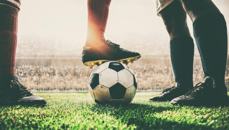 Süper Lig’de Zirve Mücadelesi: Trabzonspor-Galatasaray ve Fenerbahçe-Beşiktaş Derbileri Nefes Kesecek