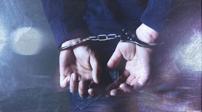 İzmir’de Polise Mukavemet Gösteren 4 Şüpheli Tutuklandı: Olayın Detayları