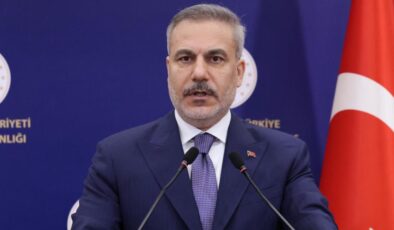 Bakan Fidan, İngiliz mevkidaşı Cooper ile görüştü: Savaşın Sonlandırılması ve İkili İlişkiler Masada