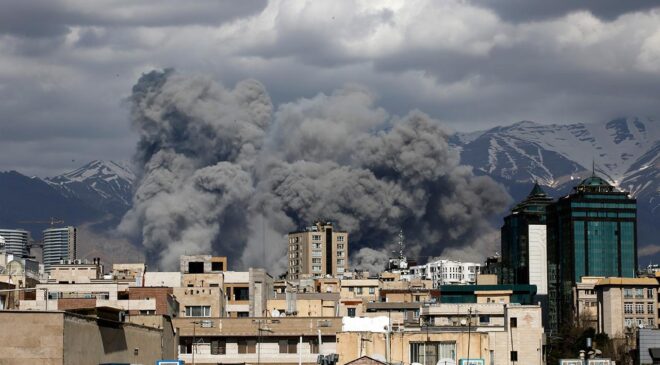 Son Dakika: ABD-İsrail’den İran’a Saldırı! Huzistan’daki Petrokimya Tesisleri Hedef Alındı