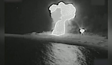 ABD, İran Bayraklı Touska Gemisini Umman Körfezi’nde Durdurdu: Trump’tan Açıklama