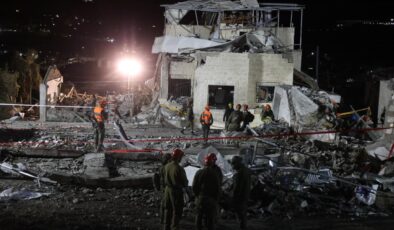 İran Ordusu: ABD-İsrail’in Hedeflerine Ulaşamadığı Savaş, Düşmanı Pişmanlığa Sürükleyene Kadar Sürecek