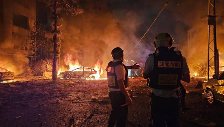Hayfa’daki Füze Saldırısında Enkaz Altında Kalan 2 Kişinin Cansız Bedenine Ulaşıldı: Arama Kurtarma Çalışmaları Devam Ediyor