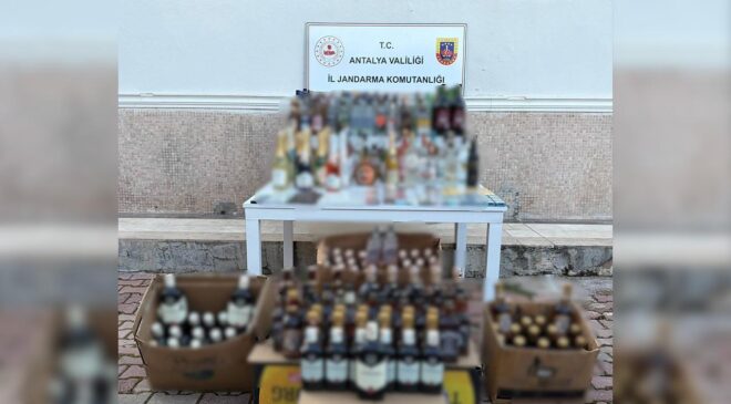 Antalya’da Kaçak Alkol ve Sahte Ürün Operasyonu: 1150 Litre Kaçak Alkol Ele Geçirildi