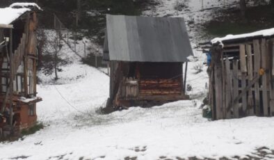 Ankara’nın Dögmeci Köyü Beyaza Büründü: Kar Yağışı Hayatı Olumsuz Etkiliyor