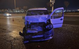 Kayseri’de Hafif Ticari Araçlar Çarpıştı: 6 Yaralı