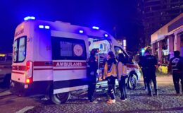 Bakırköy’de Korkunç Kaza: Kontrolden Çıkan Otomobil Kafeye Daldı, 6 Yaralı