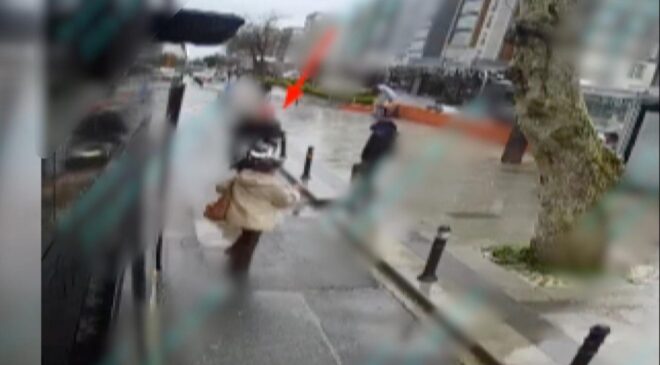 Halkalı’da İETT Kazası: Otobüsten İnen Yolcuya Motosiklet Çarptı, Yaralılar Var