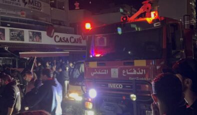 İsrail’in Lübnan Saldırıları Devam Ediyor: Sayda’da Kafeteryaya Düzenlenen Hava Saldırısında Çok Sayıda Sivil Hayatını Kaybetti