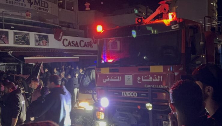 İsrail’in Lübnan Saldırıları Devam Ediyor: Sayda’da Kafeteryaya Düzenlenen Hava Saldırısında Çok Sayıda Sivil Hayatını Kaybetti