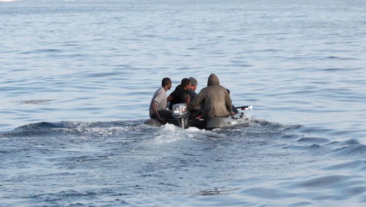 İngiltere ve Fransa’dan Göçmen Kaçakçılığına Karşı 662 Milyon Sterlinlik Anlaşma: Yeni Önlemler ve Maliyet Tartışmaları
