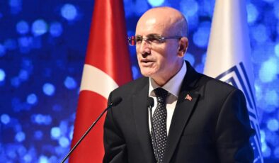 Mehmet Şimşek’in ABD Ziyareti: G20, Dünya Bankası ve Dev Demir Yolu Projesi Gündemde