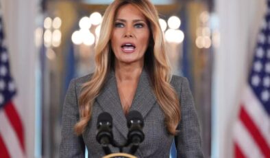 Melania Trump’ın Epstein İddialarına Yanıtı: Demokrat Temsilci’den Yeminli İfade Çağrısı