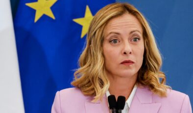 Meloni’den İsrail’e Savunma Anlaşmaları Freni: Otomatik Yenileme Askıya Alındı