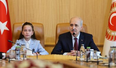 TBMM Başkanı Kurtulmuş ve Bakan Tekin’den 23 Nisan Mesajları: Geleceğin Teminatı Çocuklar