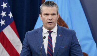 ABD Savunma Bakanı Hegseth, İran Saldırıları Sonrası Kongre’de İlk Kez İfade Verecek