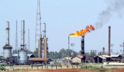 Petrol Arzında Tarihi Düşüş: Orta Doğu Gerginliği ve Talep Azalması Piyasaları Sarsıyor