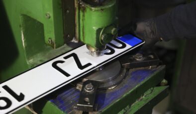 Araç Plakası Düzenlemelerinde Yeni Dönem: Standart Dışı Plakalara Ücretsiz Değişim ve Dijital Takip