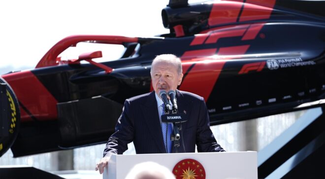 Erdoğan’dan Formula 1 Müjdesi: Türkiye 2027’den İtibaren Yarışlara Ev Sahipliği Yapacak!