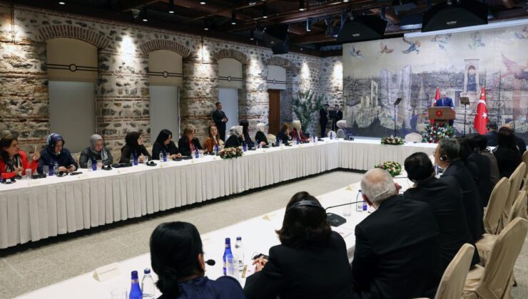 Erdoğan’dan Kadın Liderlere Dolmabahçe’de Kabul: Küresel Dönüşüm ve Kadın Liderliği Vurgusu