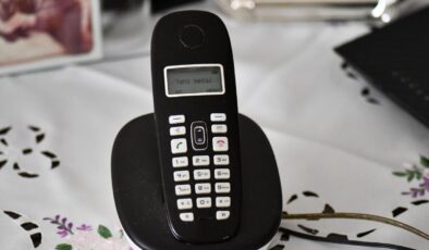 Türkiye’de İletişim Alışkanlıkları Değişiyor: Mobil Telefonlar Yükselirken Sabit ve Ankesörlü Telefonlar Geriliyor
