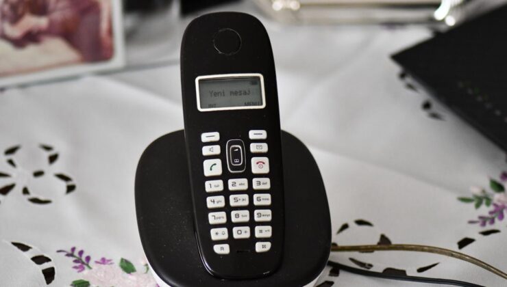 Türkiye’de İletişim Alışkanlıkları Değişiyor: Mobil Telefonlar Yükselirken Sabit ve Ankesörlü Telefonlar Geriliyor