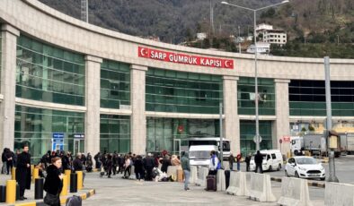 Sarp Sınır Kapısı’nda Yolcu ve Ticaret Hacmi Artışı: 2026 İlk Çeyrek Raporu