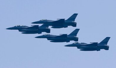 Pilotların Fotoğraf Tutkusu Facia Yarattı: F-15K Jetleri Çarpıştı, Maliyet Milyonları Buldu