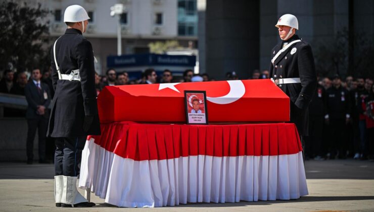 İstanbul’da Şehit Polis Memuru Seçkin Yalçın İçin Tören Düzenlendi: Acı Kayıp ve Veda