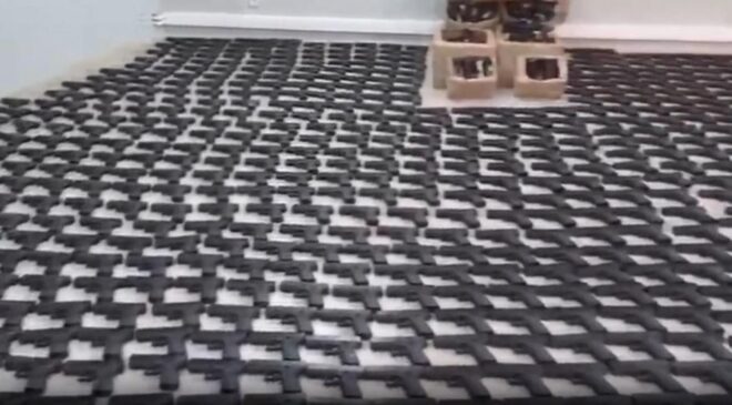 İstanbul ve Adana’da Ruhsatsız Silah Operasyonu: Binlerce Silah Ele Geçirildi