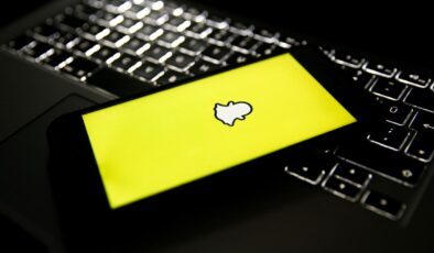 Snap Inc. Yapay Zeka Odaklı Yeniden Yapılanma ile 1000 Çalışanını İşten Çıkarıyor