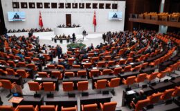 İş Kanunu ve Çocuk Koruma Kanunu’nda Önemli Değişiklikler: Doğum İzni Uzatılıyor, Çocuklara Yönelik Suç İşleyenlerin Çalışması Engelleniyor