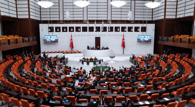 TBMM’de Okul Saldırıları ve Çocukların Sosyal Medya Güvenliği Gündemde: Önemli Yasal Düzenlemeler Yolda