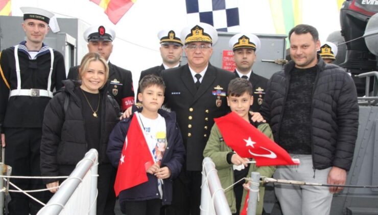23 Nisan’da Deniz Coşkusu: Donanma Gemileri Vatandaşların Ziyaretine Açıldı