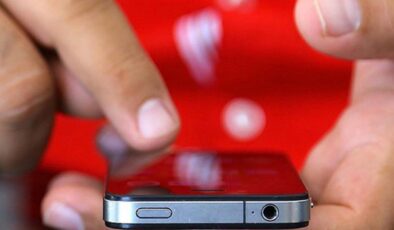 Banka Personeli Yalanıyla 1.5 Milyon Liralık Vurgun: Tekstil Firması Sahibi Dolandırıldı, 2 Kişi Tutuklandı