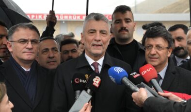 Bakan Bolat’tan Kapıköy Gümrük Kapısı’na Ziyaret: Ticaretin Geleceği ve Bölgesel İstikrar Vurgusu