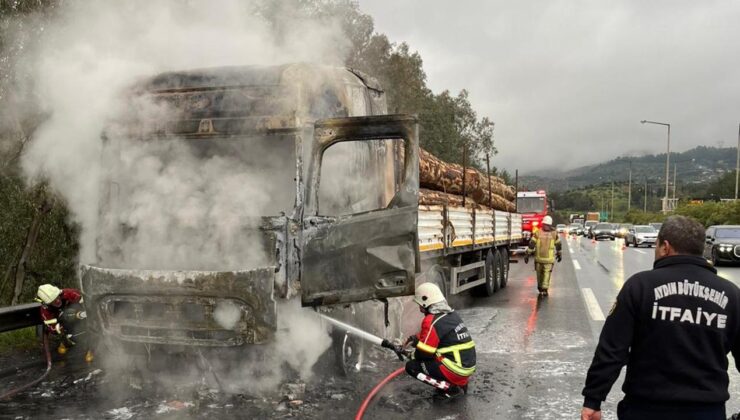 Aydın-İzmir Otoyolu’nda Korku Dolu Anlar: Tomruk Yüklü Tır Alev Aldı!