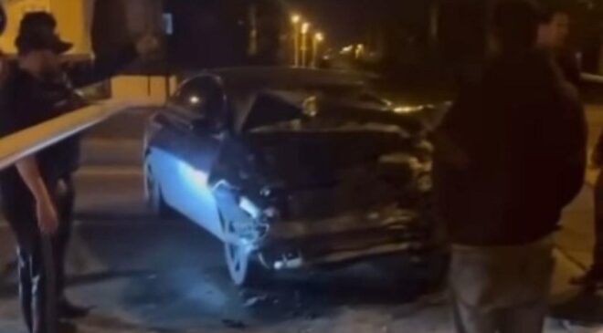 Diyarbakır’da Hemzemin Geçitte Korkunç Kaza: Otomobil Yük Trenine Çarptı, Sürücü Yaralandı