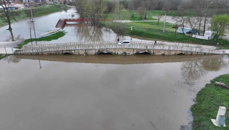 Edirne’de Tunca Nehri Taşkın Tehdidi: Debi Hızla Yükseliyor, Sarayiçi Adası’nda Önlemler Artırıldı