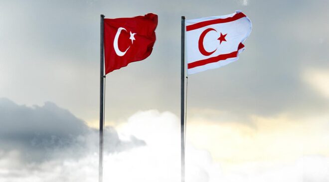 KKTC’den Güney Kıbrıs’taki Bayrak Provokasyonuna Sert Tepki: Barışa Yönelik Tehdit