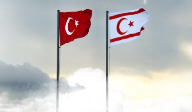 KKTC’den Güney Kıbrıs’taki Bayrak Provokasyonuna Sert Tepki: ‘Kabul Edilemez’